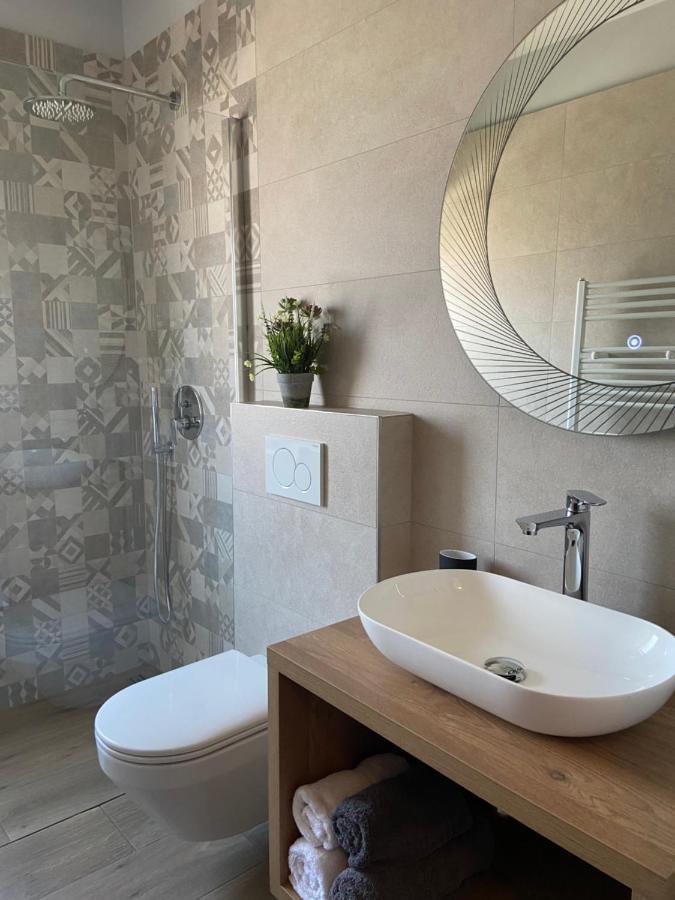 Apartmani Zuzic Porec Bagian luar foto