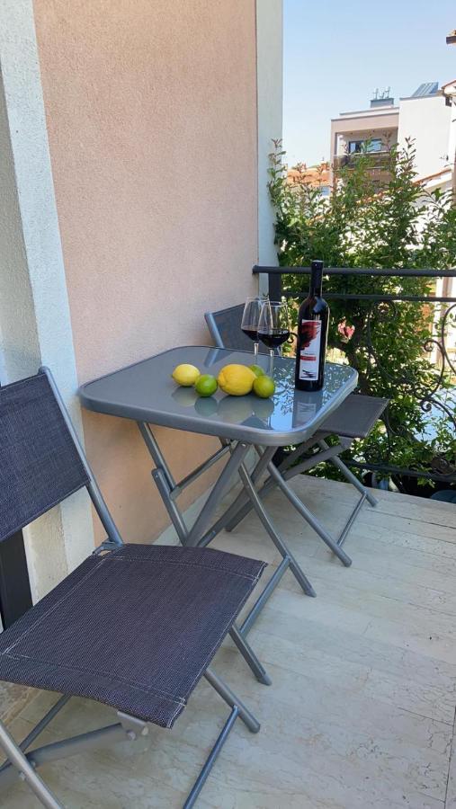 Apartmani Zuzic Porec Bagian luar foto