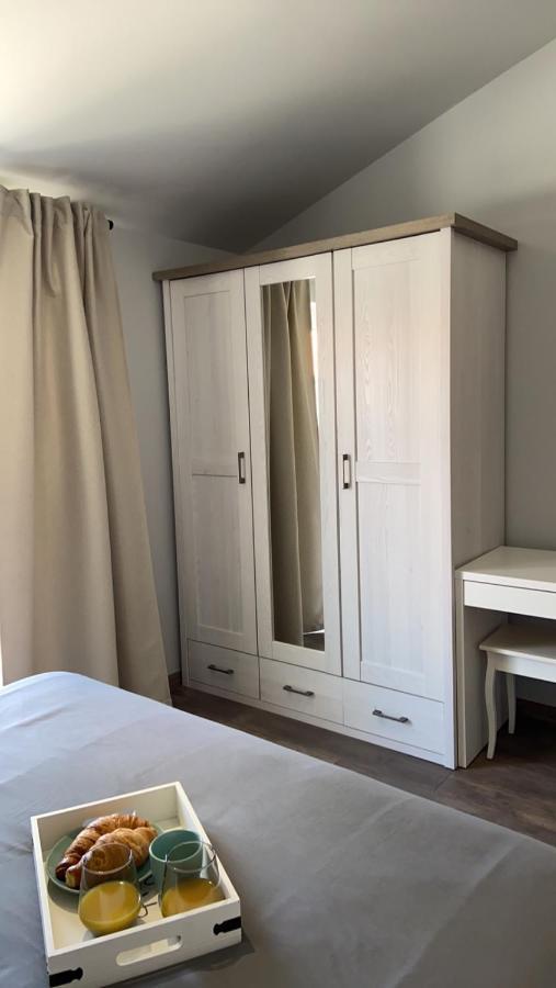 Apartmani Zuzic Porec Bagian luar foto