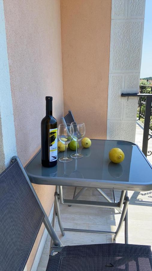 Apartmani Zuzic Porec Bagian luar foto