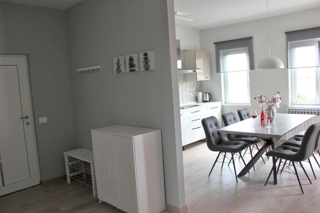 Apartmani Zuzic Porec Bagian luar foto